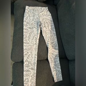 ALO leggings